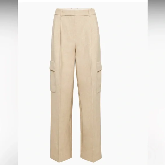 Aritzia Babaton Spotlight Cargo Pant high rise
Straight Leg - Picture 3 of 16